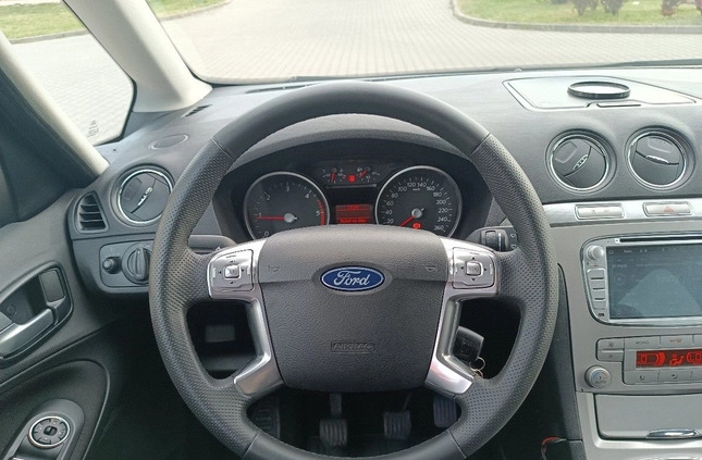 Ford Galaxy cena 18900 przebieg: 536000, rok produkcji 2009 z Góra małe 631